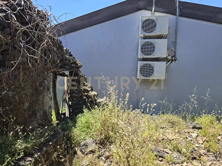 Immagine 48 di Terreno agricolo in vendita  in Vico Agatino De Marco a Gravina Di Catania