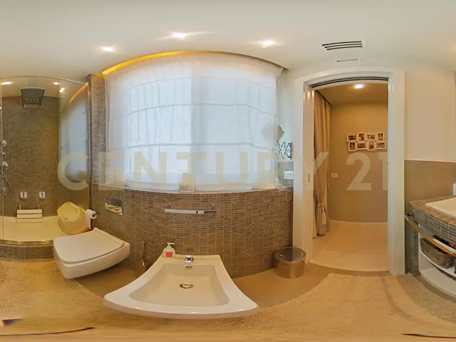 Immagine 55 di Appartamento in vendita  in Via Masaniello 8 a Catania