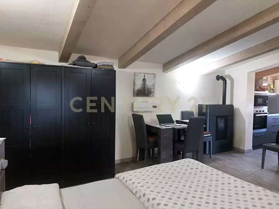 Immagine 26 di Loft/Open space in vendita  in via fonte antese snc a Radicofani