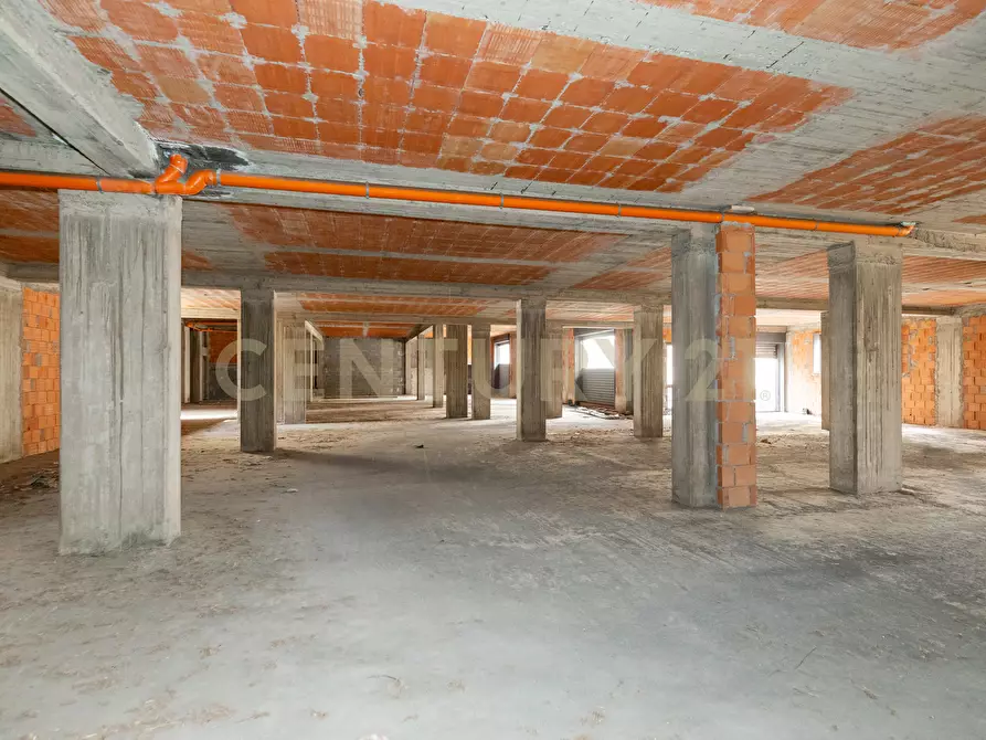 Immagine 26 di Attività artigianale in vendita  in Via Antonio Gramsci 80/84 a Giarre