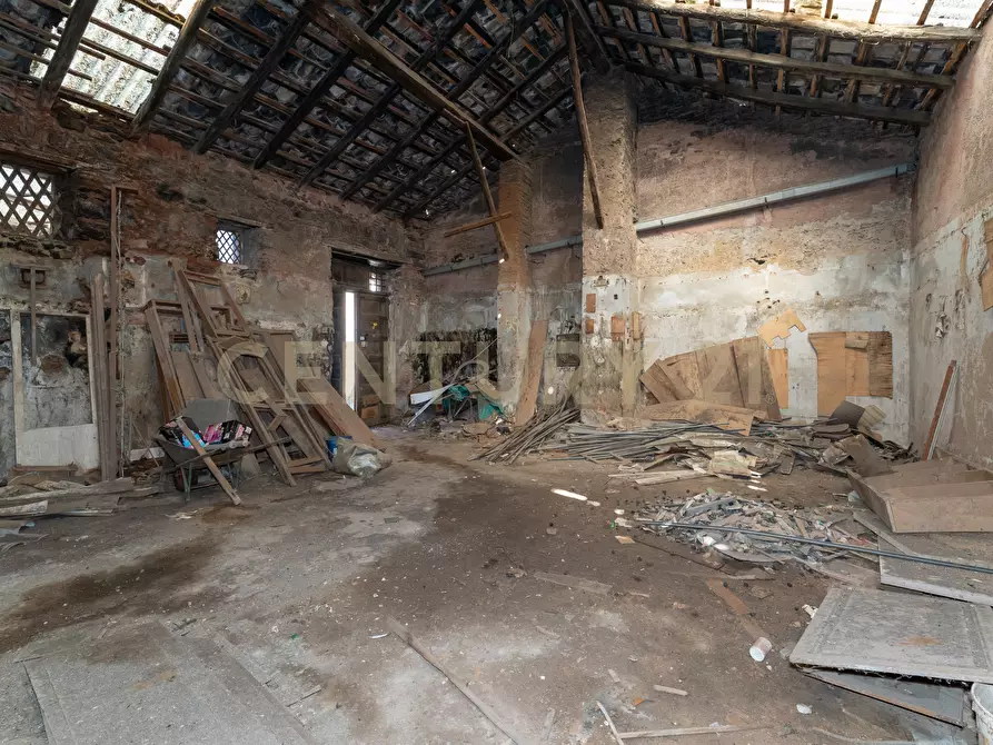 Immagine 7 di Casa indipendente in vendita  in Via Ittar 24 a Catania