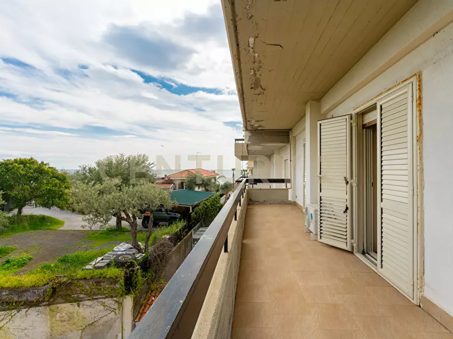 Immagine 83 di Villa in vendita  in Via G. Pezzana 11 a Aci Castello