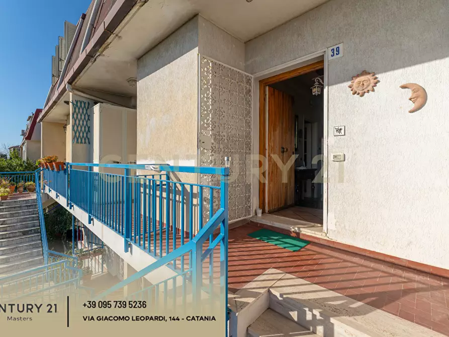 Immagine 57 di Casa semindipendente in vendita  in Via G. Leopardi 1 a Sant'agata Li Battiati