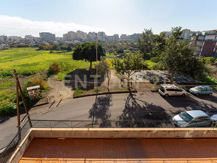 Immagine 32 di Appartamento in vendita  in Via dei Piccioni 9 a Catania