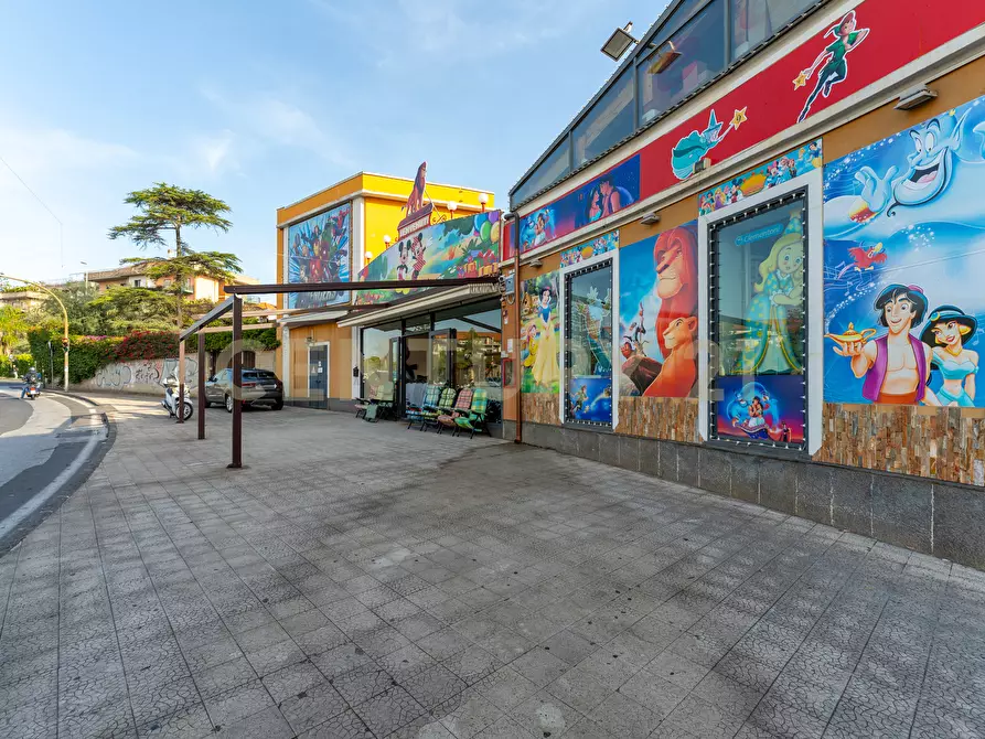 Immagine 5 di Locale commerciale in vendita  in Via Passo Gravina 150 a Catania