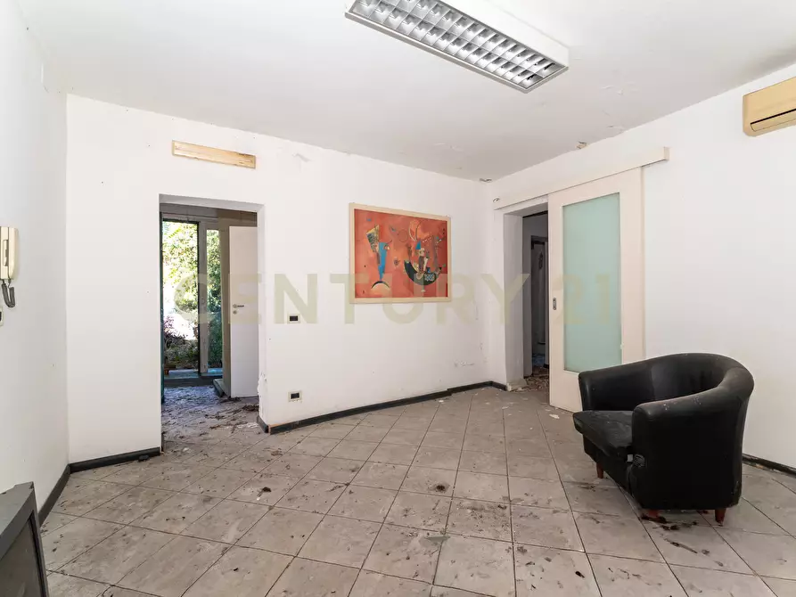 Immagine 49 di Villa in vendita  in Via Galermo 152 a Catania