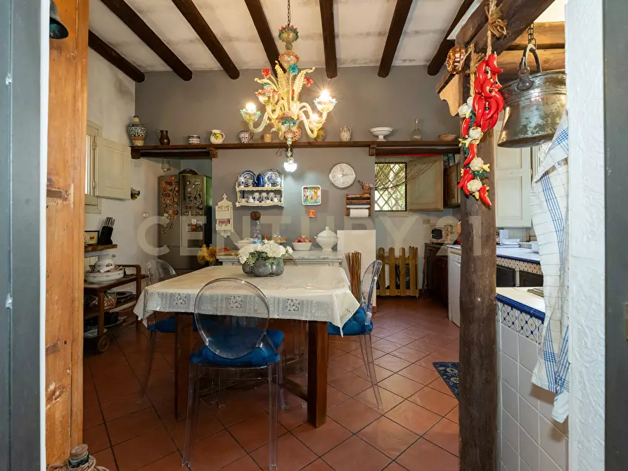 Immagine 31 di Villa in vendita  in Via Pulei 25 a Mascalucia