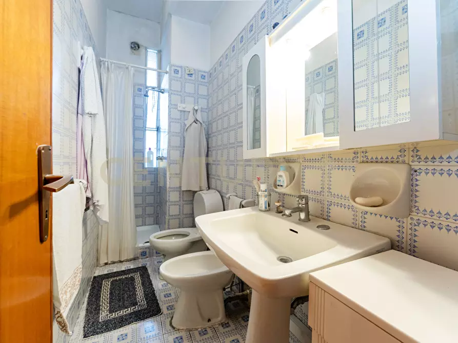 Immagine 55 di Appartamento in vendita  in Viale Alcide De Gasperi 187 a Catania