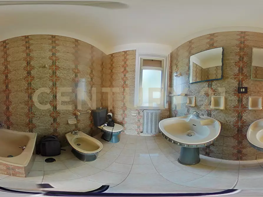 Immagine 49 di Pentalocale in affitto  in Viale Lorenzo Bolano 45 a Catania