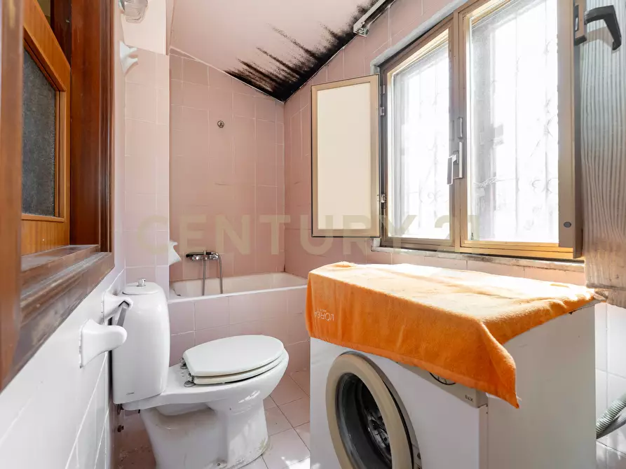 Immagine 22 di Villa in vendita  in Via Michelangelo Buonarroti 4 a Tremestieri Etneo