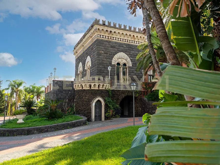 Immagine 83 di Rustico / casale in vendita  in Via Castelnuovo Don Bosco 68 a Acireale