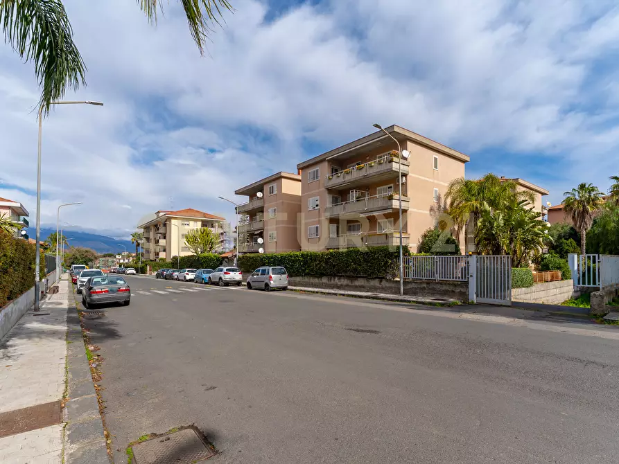 Immagine 40 di Pentalocale in vendita  in Via Nino Martoglio 13 a Valverde