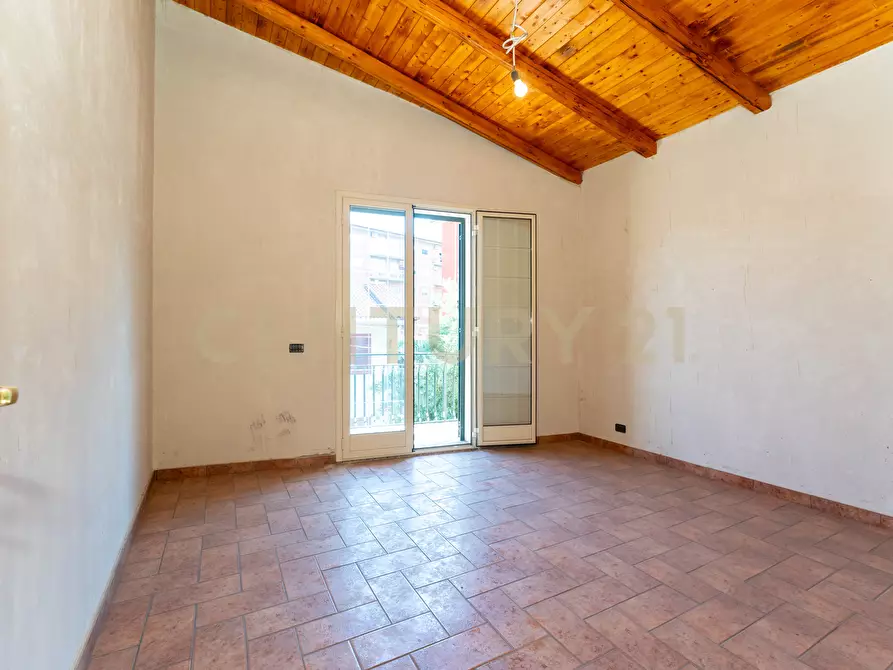 Immagine 59 di Palazzo in vendita  in Via Sebastiano Catania 284 a Catania
