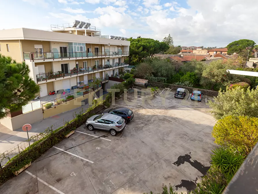 Immagine 15 di Appartamento in vendita  in Via Giovanni Guglielmino 74 a Tremestieri Etneo