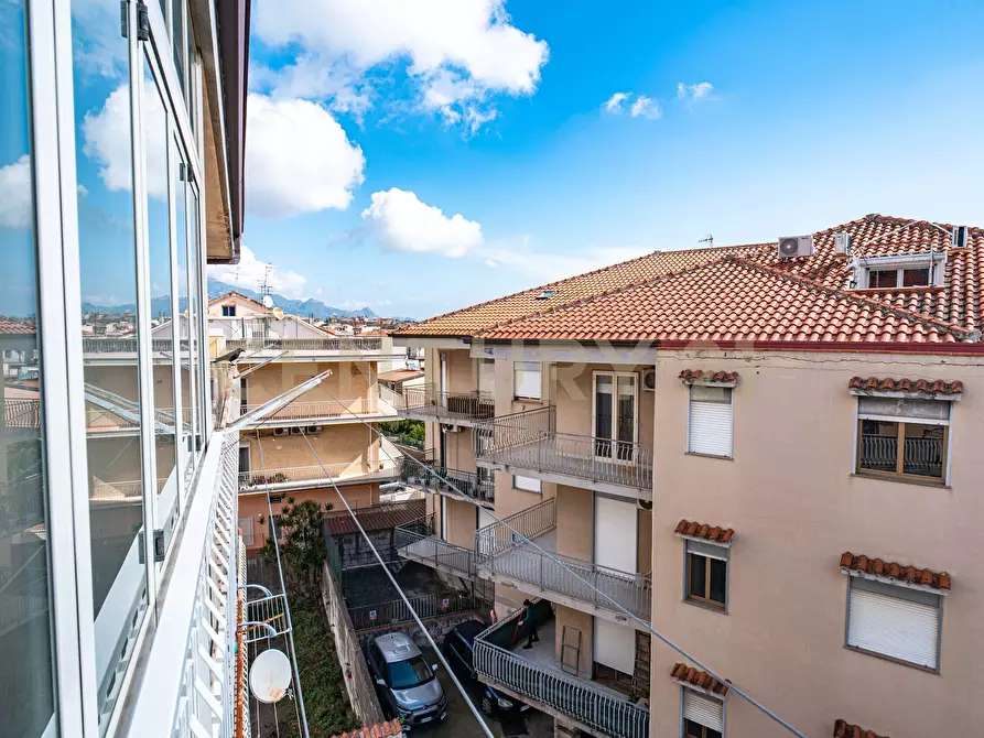 Immagine 19 di Bilocale in vendita  in Via Diana 8 a Fiumefreddo Di Sicilia