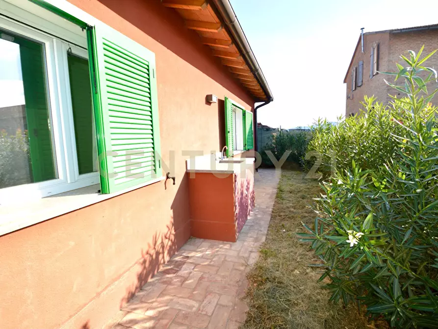 Immagine 37 di Casa indipendente in vendita  a Grosseto