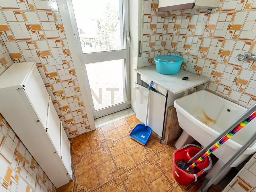 Immagine 72 di Villa in vendita  in Via Madonna del Carmelo 19 a Ragalna