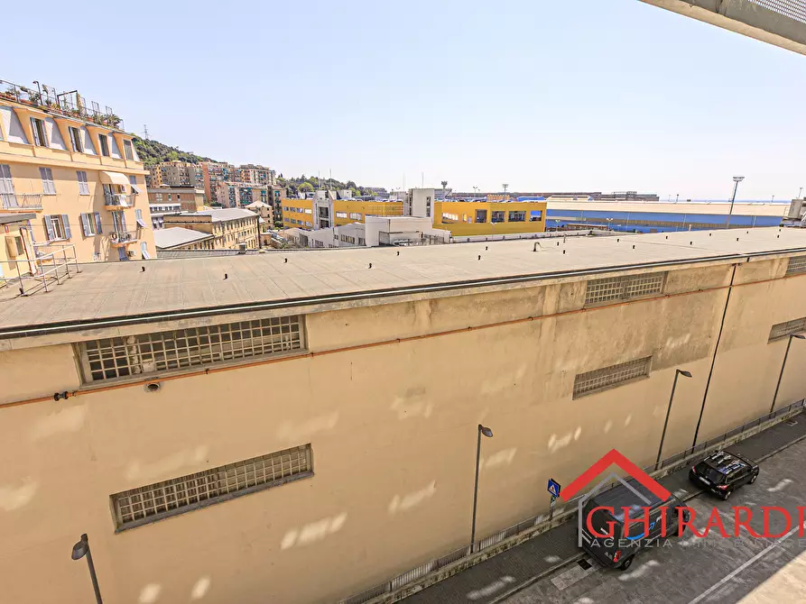 Immagine 18 di Ufficio in vendita  in Via Enrico Albareto a Genova