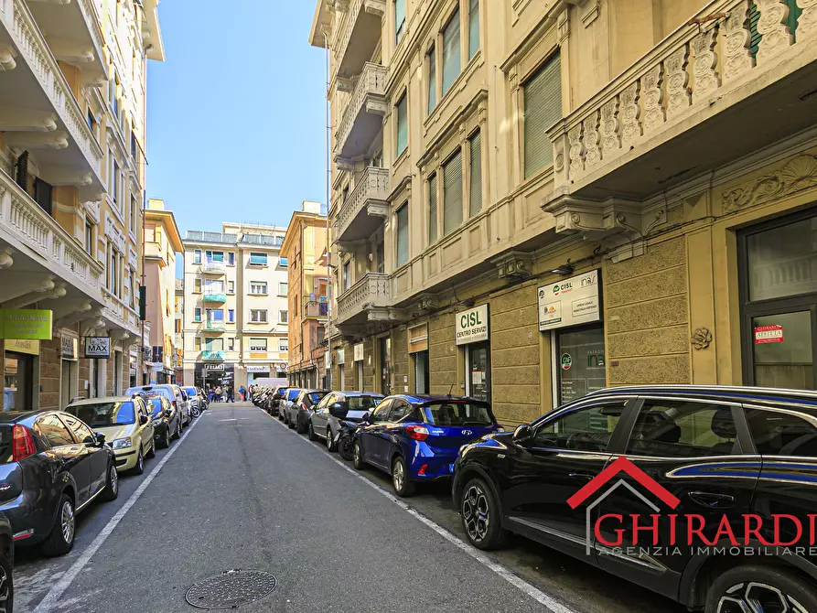 Immagine 34 di Trilocale in vendita  in Via Caterina Rossi 2 a Genova