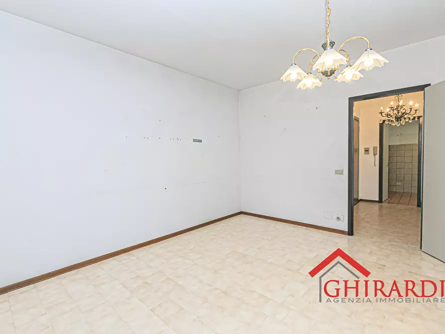 Immagine 10 di Trilocale in vendita  in VIA BORZOLI 54B a Genova