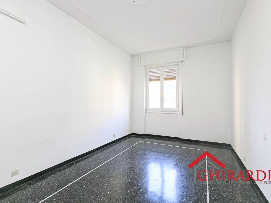 Immagine 16 di Bilocale in vendita  in Via Antonio Sant'Elia 21 a Genova