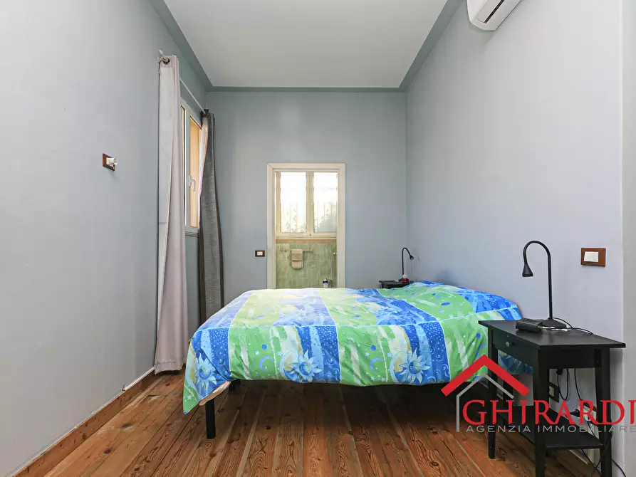 Immagine 11 di Bilocale in vendita  in Via Guglielmo Oberdan a Genova