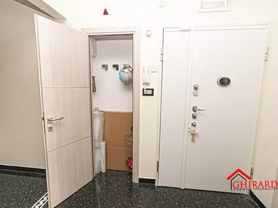 Immagine 27 di Pentalocale in affitto  in Via Alberto Picco 4 a Genova