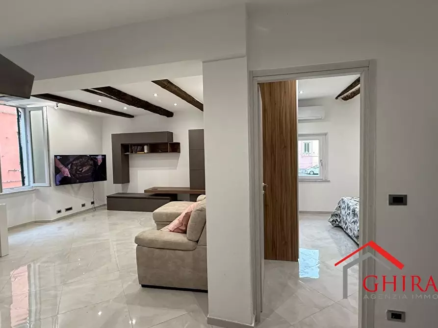 Immagine 6 di Bilocale in vendita  in VIA PAGLIA 20 a Genova