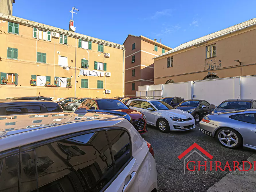 Immagine 17 di Showroom in affitto  in VIA PRA' 5 a Genova