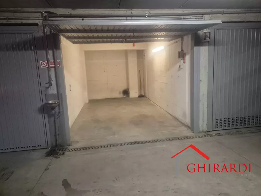 Immagine 2 di Garage in affitto  in VIA SOLIMAN a Genova