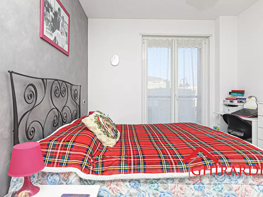 Immagine 17 di Trilocale in vendita  in VIA CIBRARIO SC B 33 a Genova