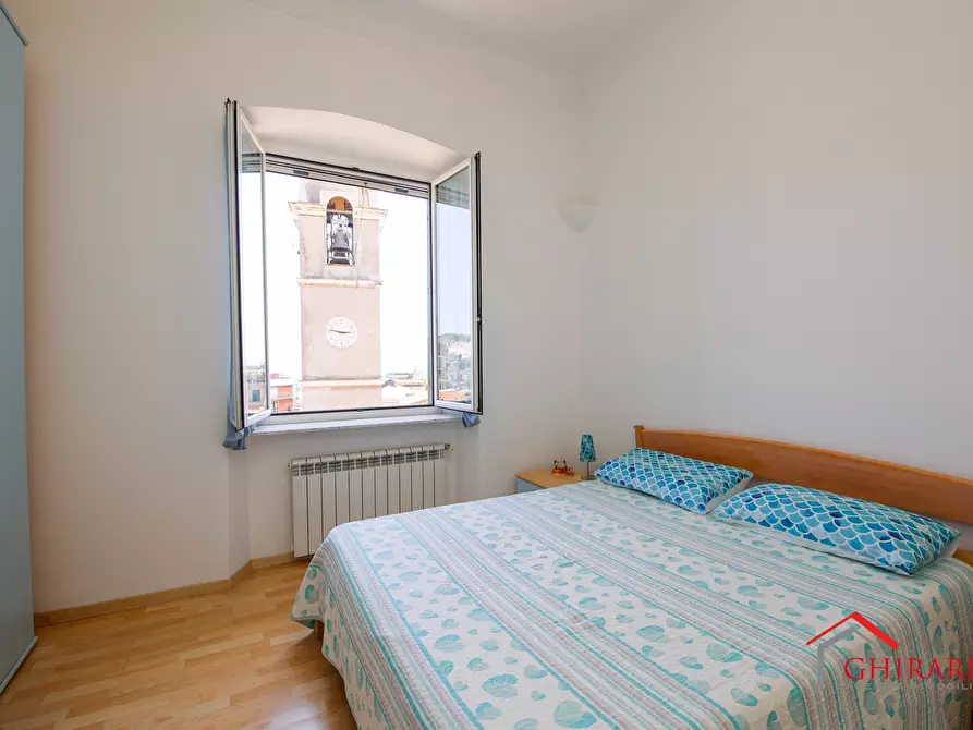 Immagine 10 di Quadrilocale in vendita  in Via Domenico Oliva 7 a Genova
