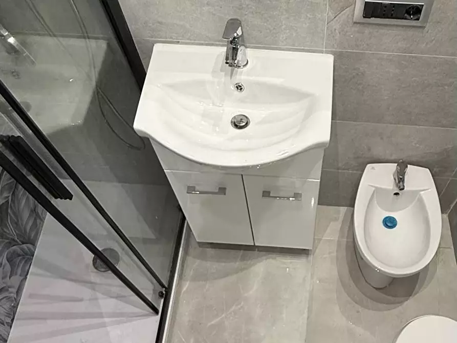 Immagine 17 di Bilocale in vendita  in VIA PAGLIA 20 a Genova