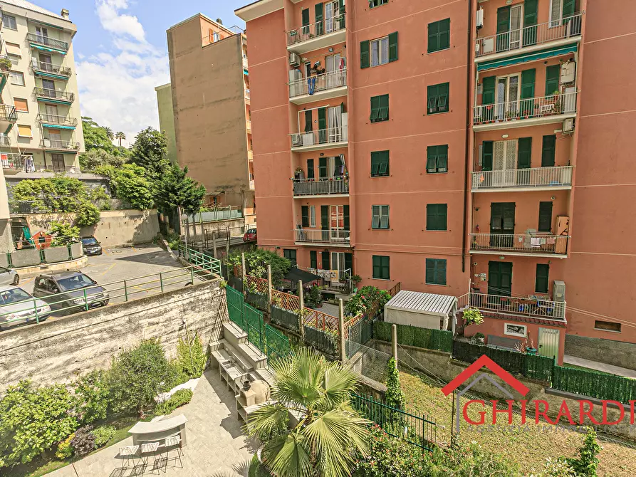 Immagine 30 di Quadrilocale in vendita  in VIA DELL'ALLORO 7 a Genova