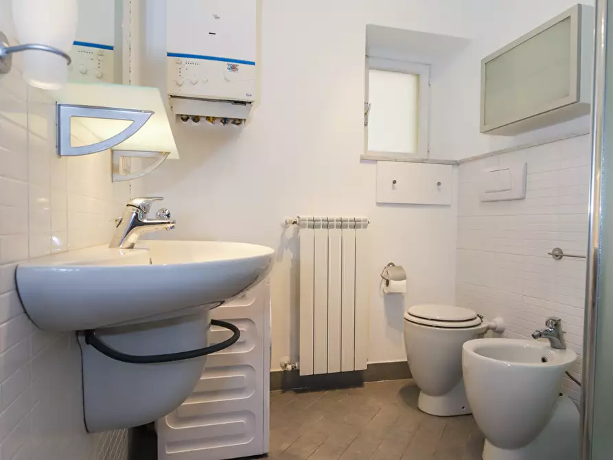 Immagine 24 di Trilocale in affitto  in Via Gino Capponi 8 a Genova