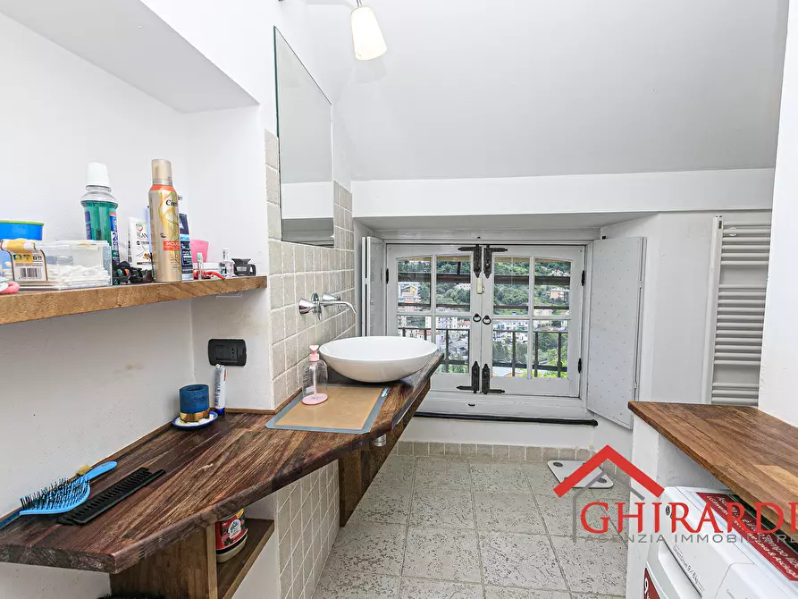 Immagine 27 di Quadrilocale in vendita  in Via Sardorella 85A a Sant'olcese