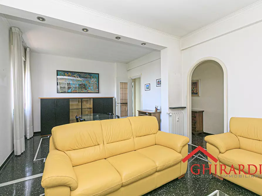Immagine 10 di Quadrilocale in vendita  in VIA DEI SESSANTA 31 a Genova