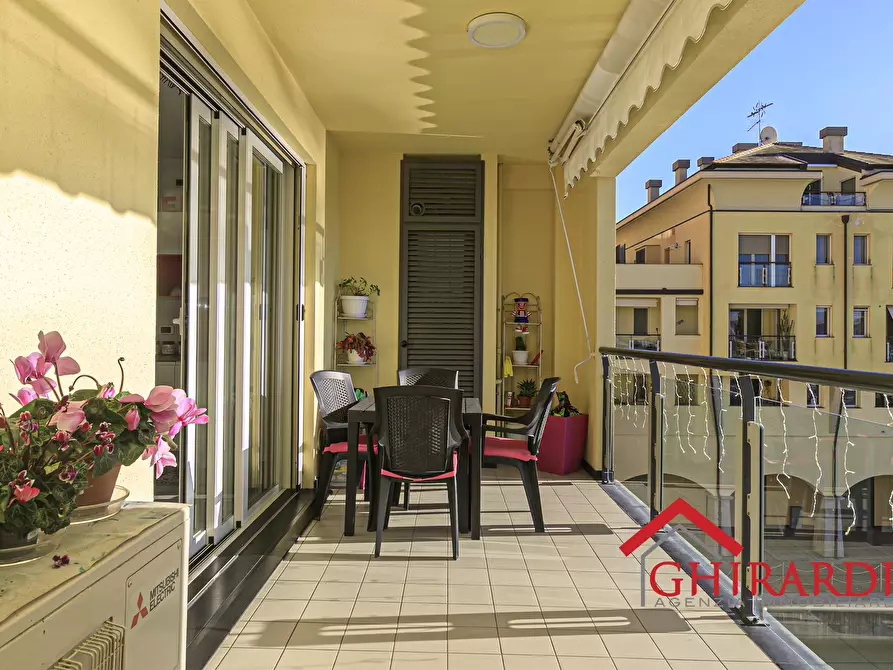 Immagine 33 di Trilocale in vendita  in VIA CIBRARIO SC B 33 a Genova