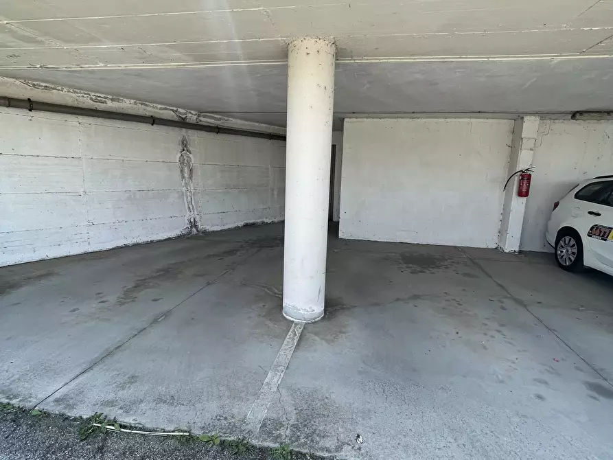 Immagine 30 di Trilocale in vendita  in Via del Parco 3 a Nettuno