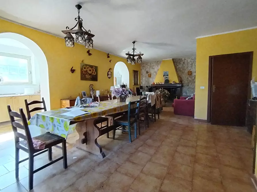 Immagine 4 di Villa in vendita  in Via Mentana 9 a Nettuno