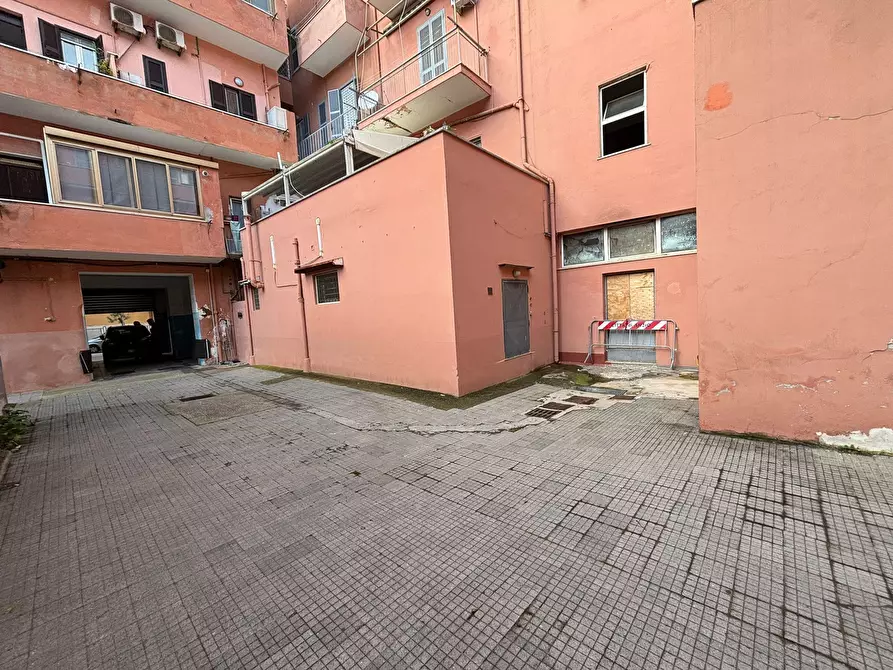 Immagine 2 di Magazzino in vendita  in Via Alfredo Baccarini 13 a Nettuno