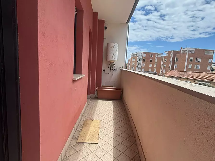 Immagine 16 di Ufficio in vendita  in Via Santa Maria 160 a Nettuno