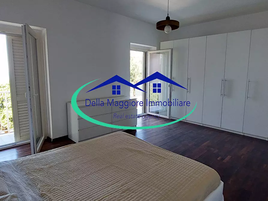 Immagine 18 di Villa in vendita  a Livorno