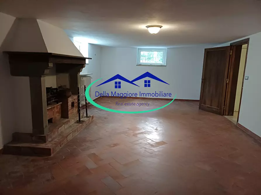 Immagine 20 di Casa bifamiliare in vendita  a Livorno