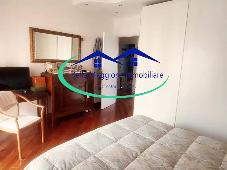 Immagine 25 di Appartamento in vendita  in Via Montebello a Livorno