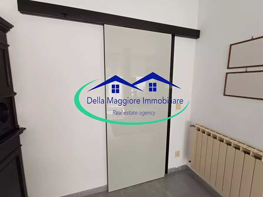 Immagine 9 di Pentalocale in vendita  in via montebello a Livorno