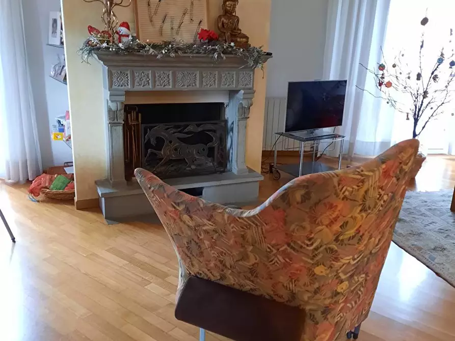 Immagine 17 di Casa indipendente in vendita  a Livorno