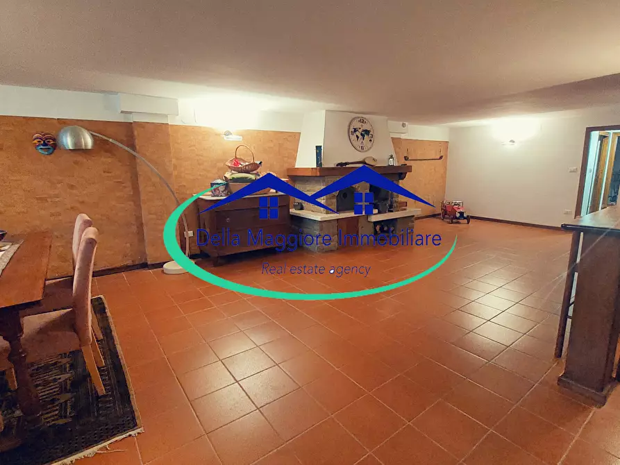 Immagine 31 di Villetta a schiera in vendita  a Livorno