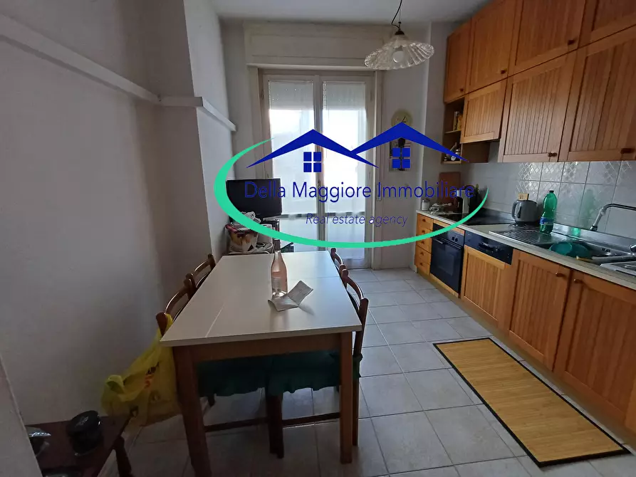 Immagine 9 di Appartamento in vendita  a Livorno