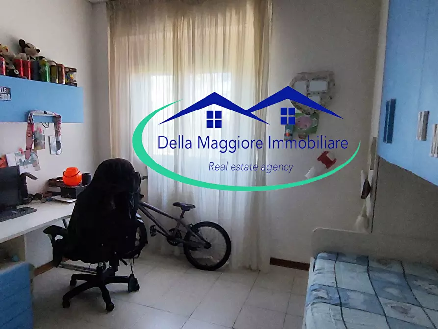 Immagine 15 di Pentalocale in vendita  a Livorno